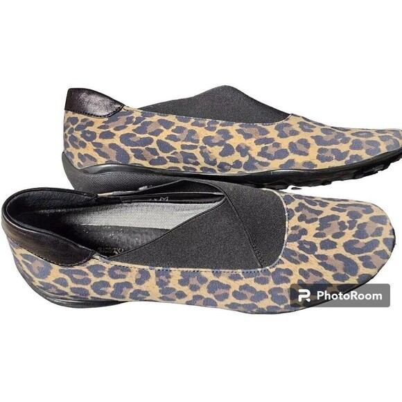 Sesto Meucci Udaya Slip On Leopard Print Waterproof Shoes Size 7.5M - Picture 1 of 7